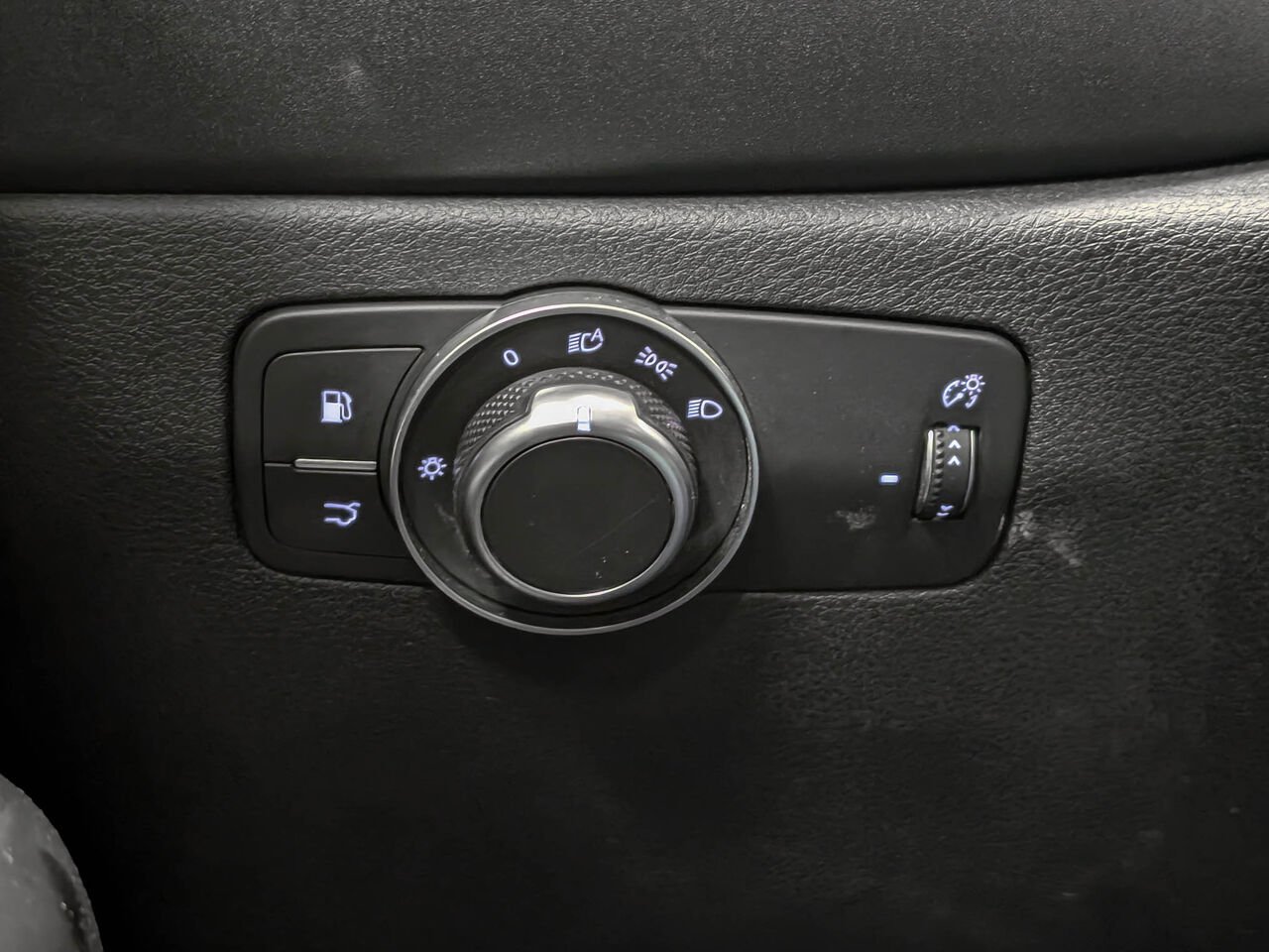 Alfa Romeo TONALE Plug-in Hybride AWD Toit Ouvrant 2024 Autre Sherbrooke - photo #13