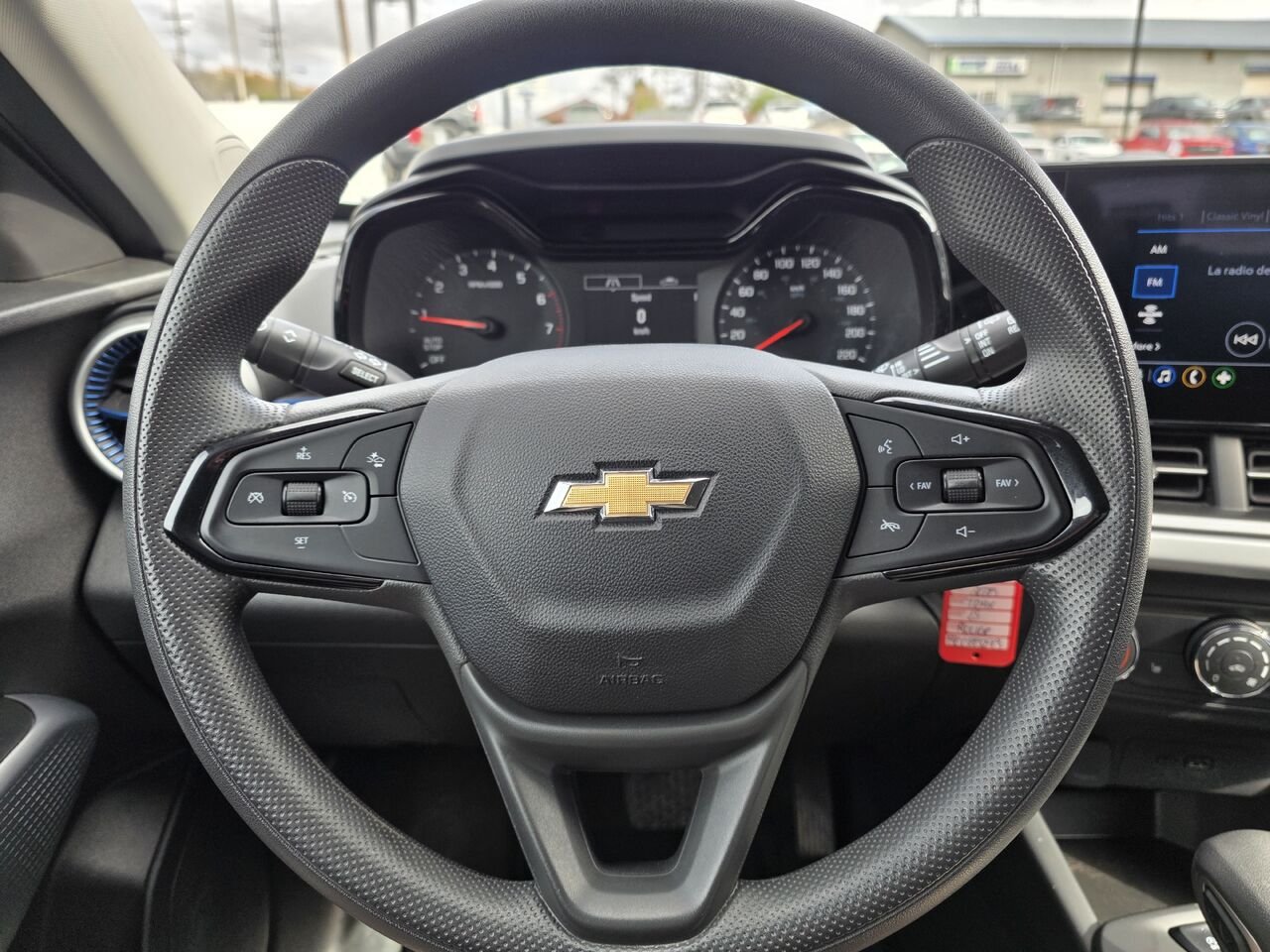 Chevrolet Trax LS 2025 Rouge Mont-Laurier - photo #18