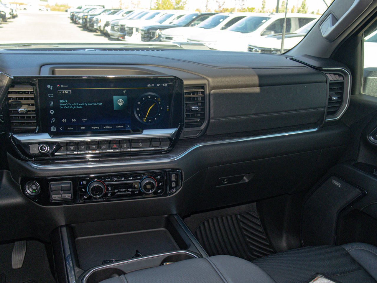 2024 Chevrolet Silverado 3500HD 4WD Crew Cab 159 LTZ White Sherwood Park - photo #32