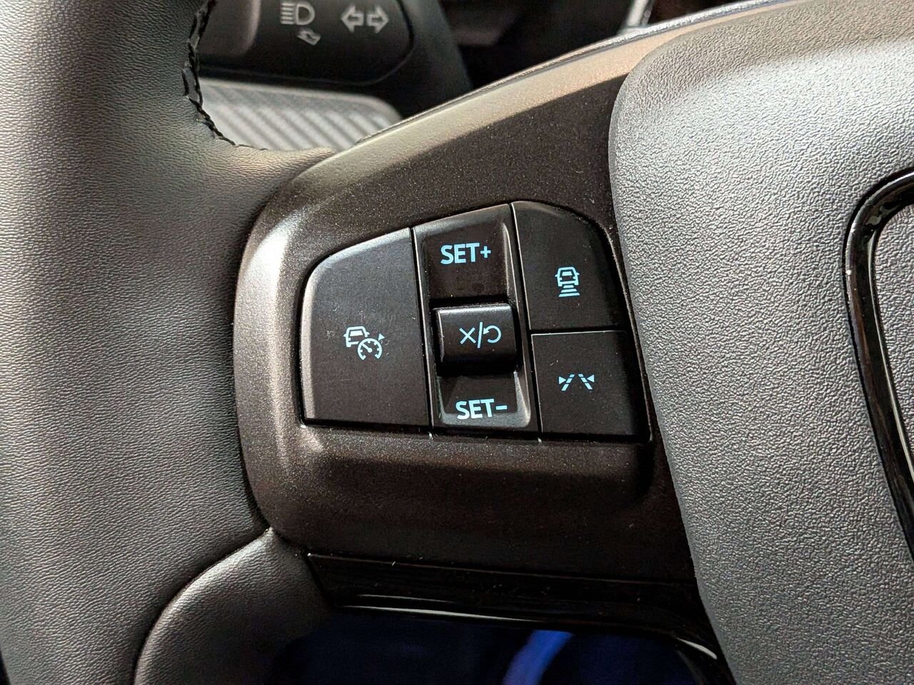 Ford Mustang Mach-E Premium AWD 2023 Gris Val-David - photo #13
