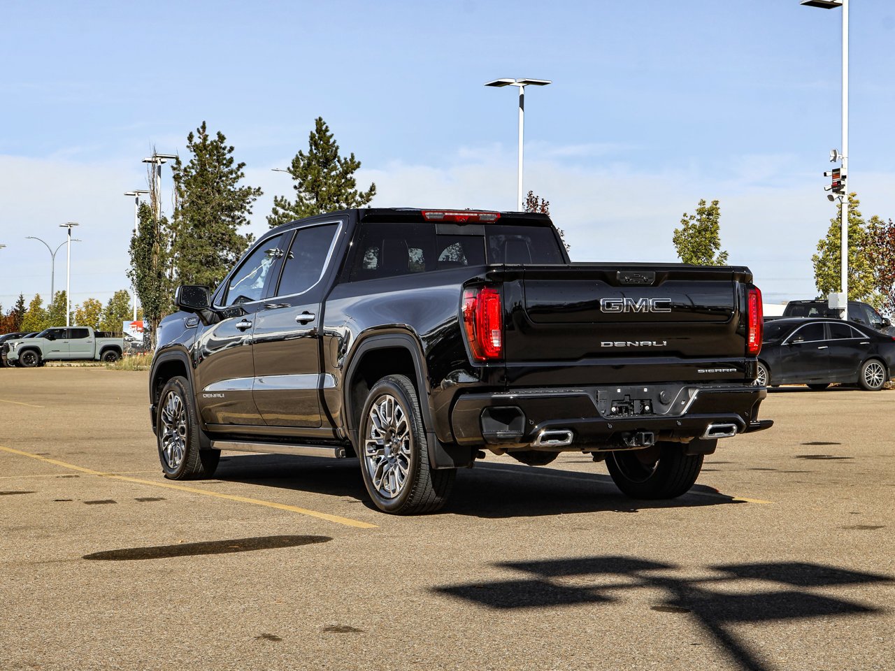 2025 GMC Sierra 1500 4WD Crew Cab 147 Denali Ultimate Black Sherwood Park - photo #5