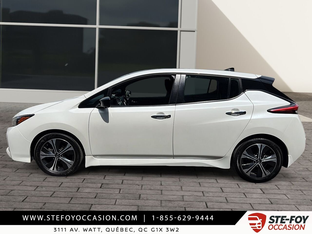 Nissan LEAF SV 40 KWH 2021 Blanc Québec - photo #4