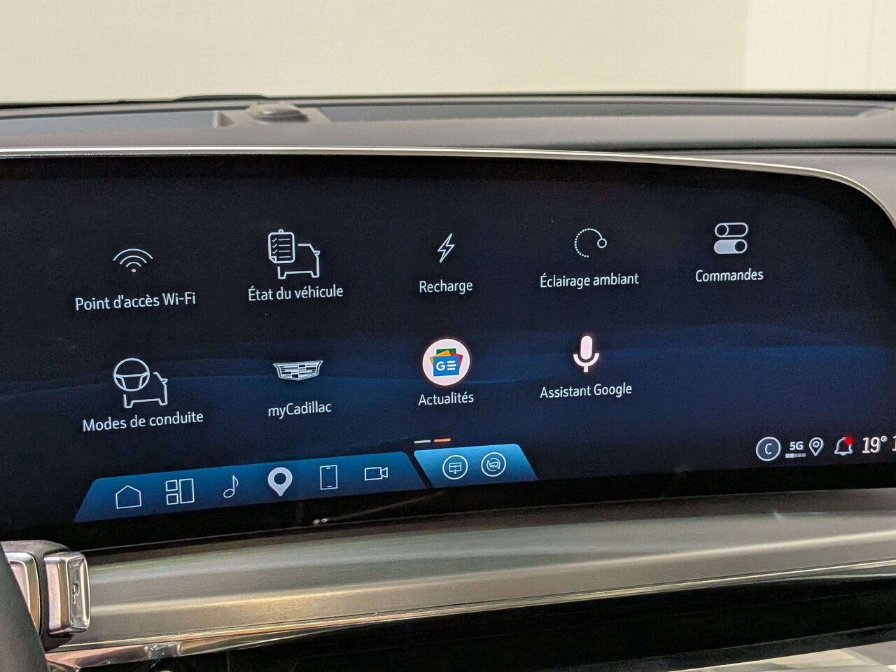2024 Cadillac LYRIQ 4dr Sport w/1SF Black Val-David - photo #23