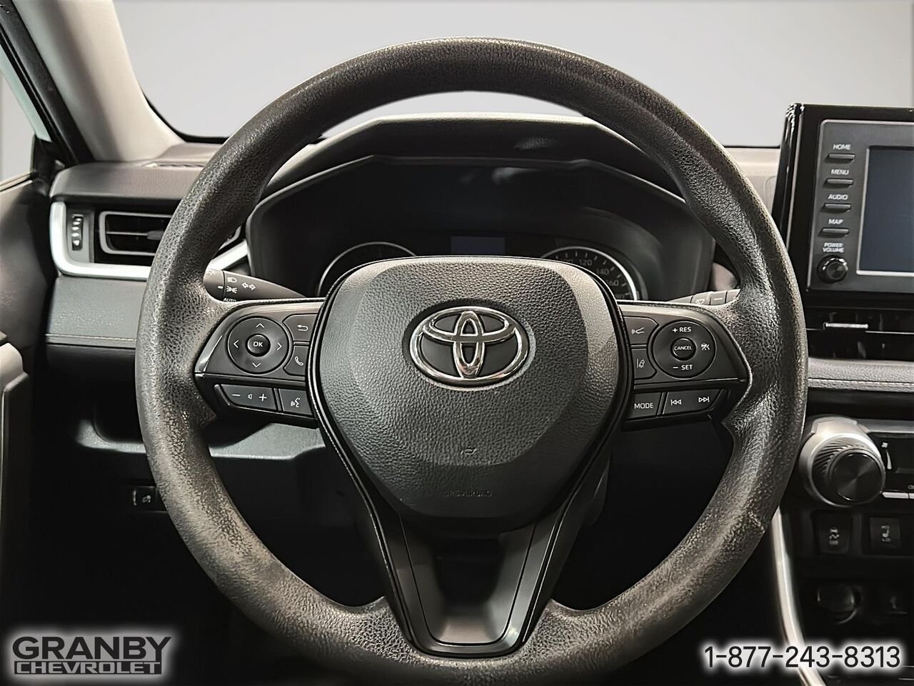 Toyota RAV4 LE TI | 25-0252A 2022 Beige Granby - photo #15