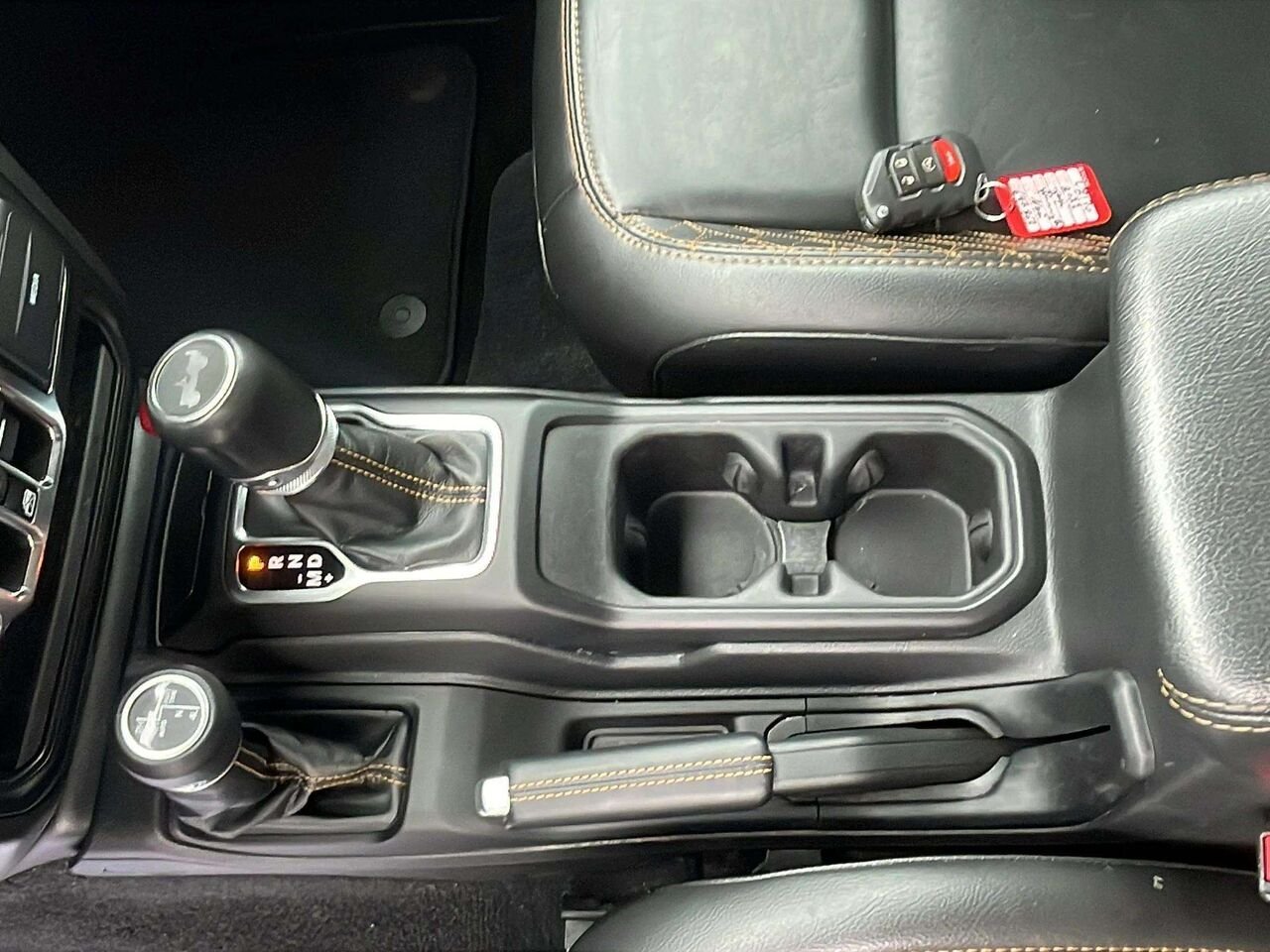 2023 Jeep Wrangler Black Gatineau - photo #18