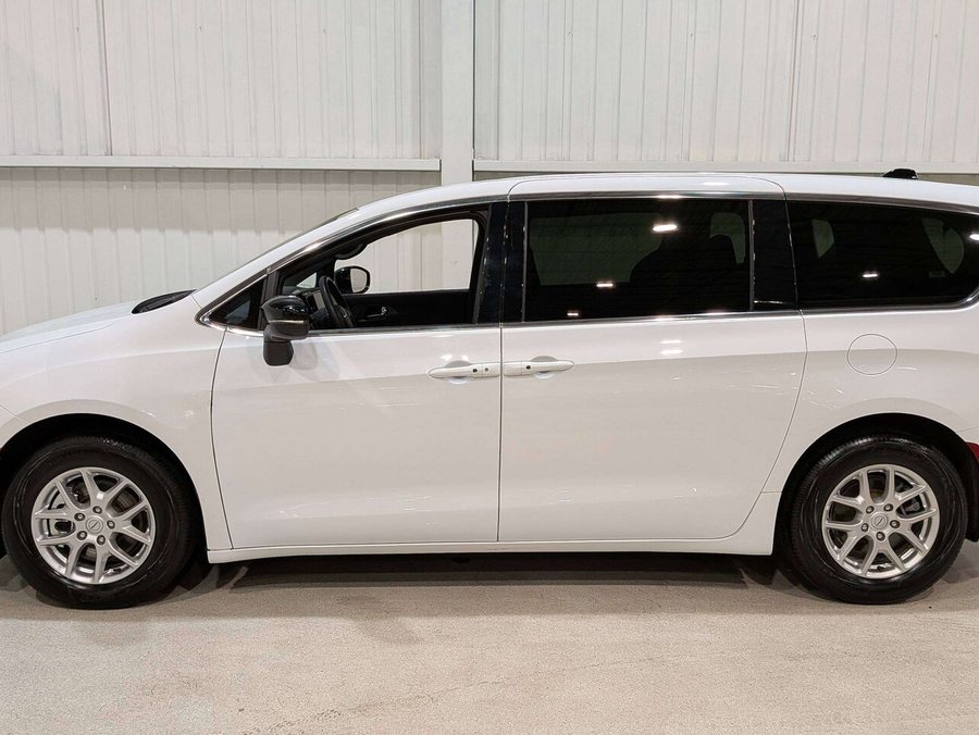Chrysler Pacifica Select FWD 2025 Blanc