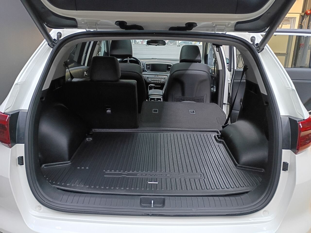 2021 Kia Sportage White Blainville - photo #14