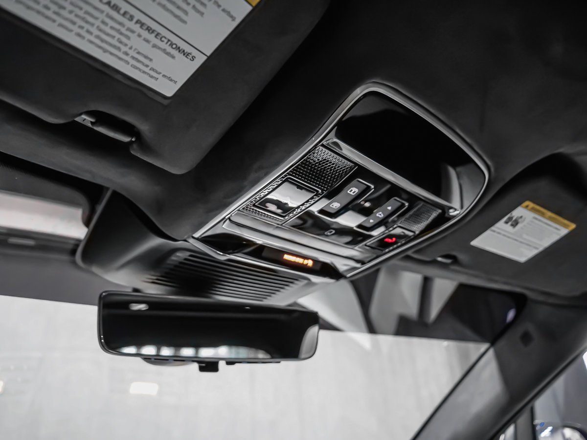 2024 Land Rover Range Rover Sport EDITION ONE SV Black Montreal - photo #34