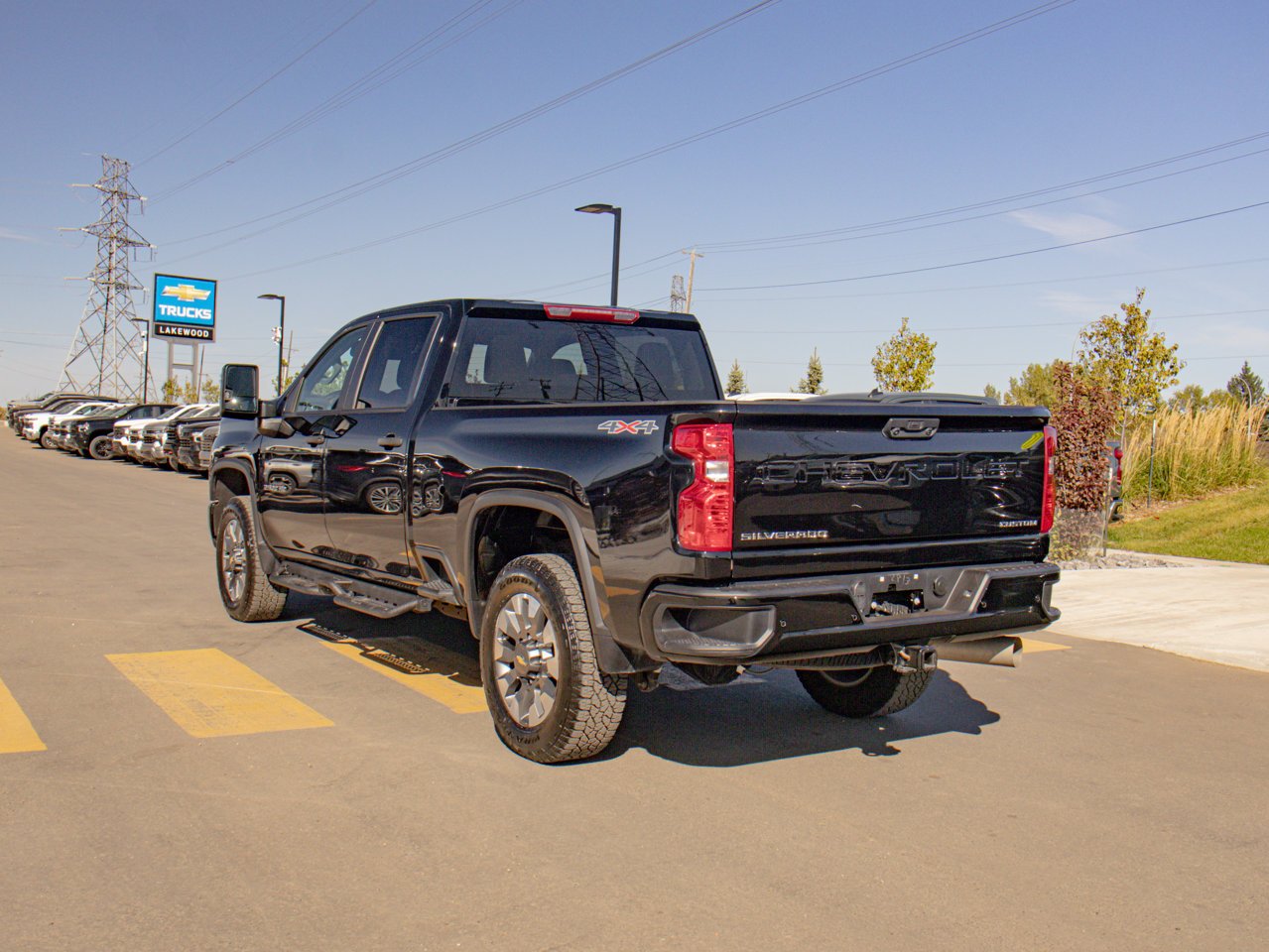 2025 Chevrolet Silverado 2500HD 4WD Crew Cab 159 Custom Black Sherwood Park - photo #7
