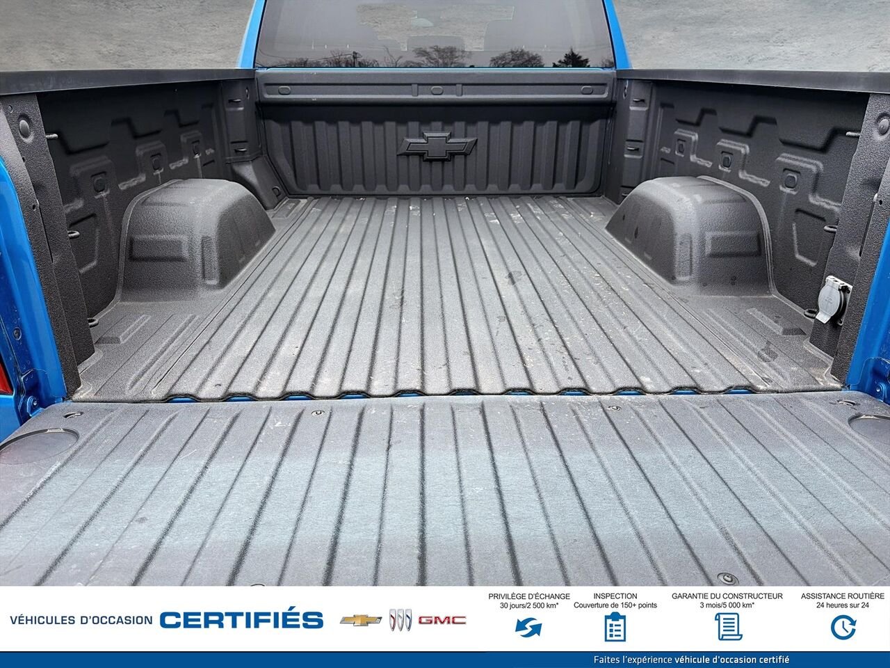 2024 CHEVROLET SILVERADO RST cabine multiplace 4RM 157 po Blue Montmagny - photo #17
