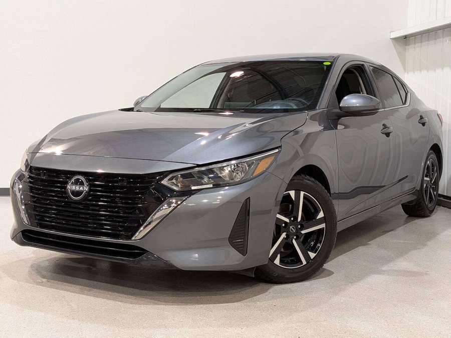 Nissan Sentra SV CVT 2024 Gris