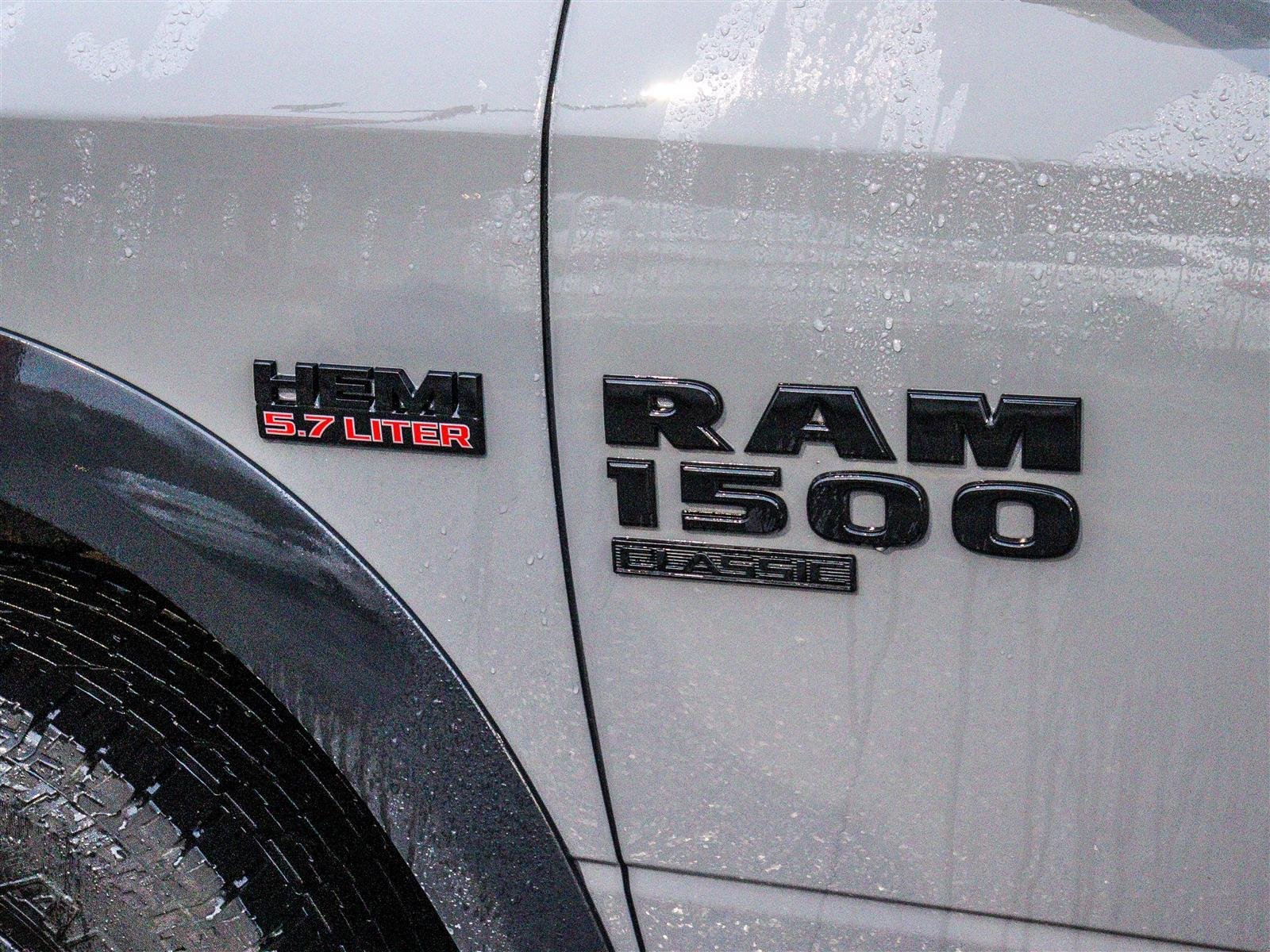 RAM 1500 Classic SLT 2022 Grey Ottawa & Gatineau - photo #18
