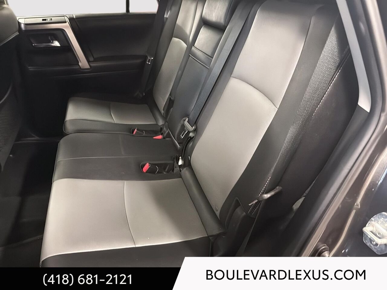 Toyota 4Runner 19850B | 4Runner SR5 V6 4 roues motrices 2019 Gris Québec - photo #17