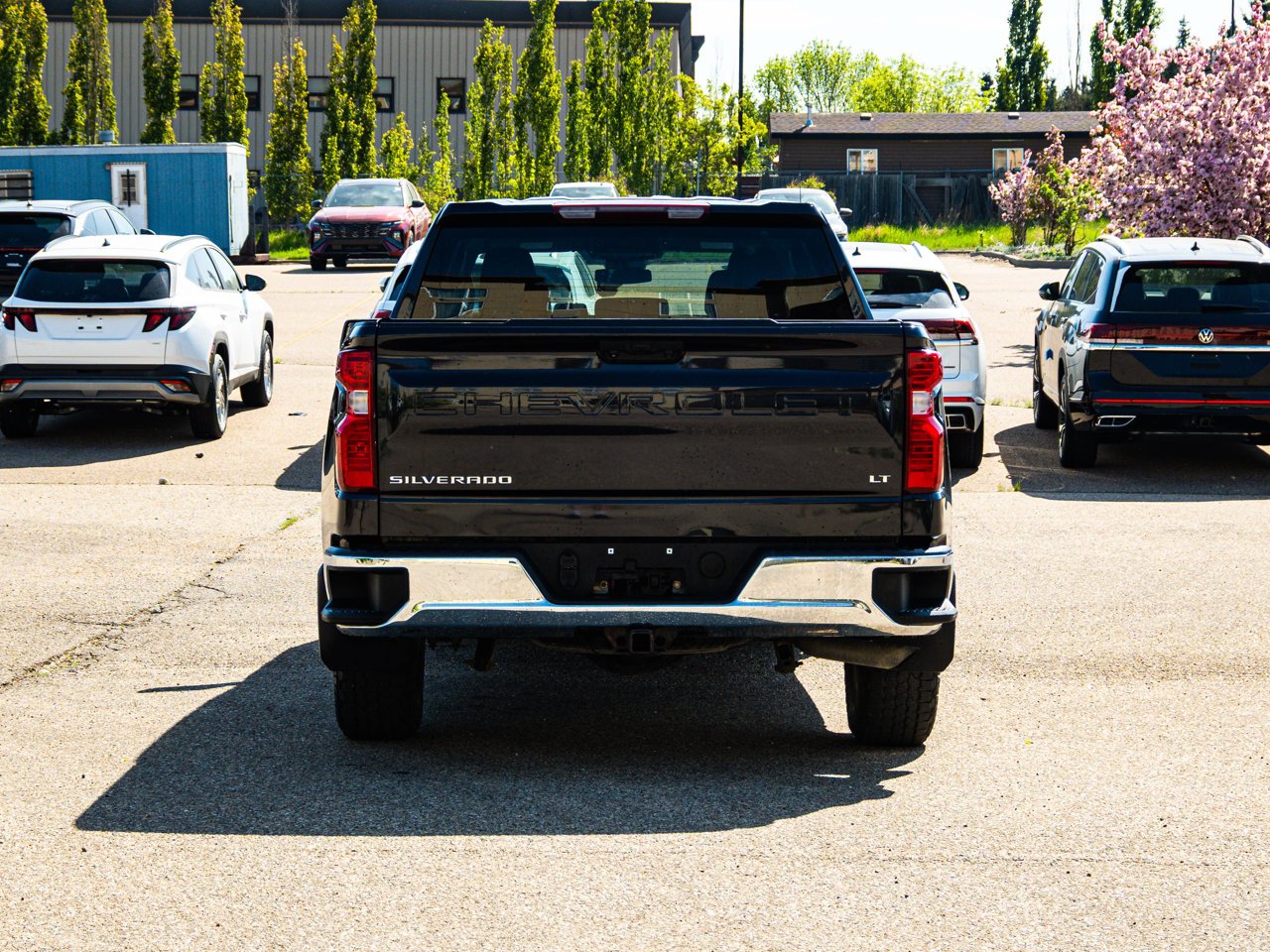 2023 Chevrolet Silverado 1500 4WD Crew Cab 147 LT Black Sherwood Park - photo #11