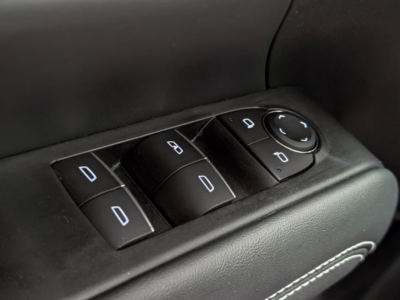 GMC Terrain AWD Denali Toit Pano 2026 Noir Sherbrooke - photo #19