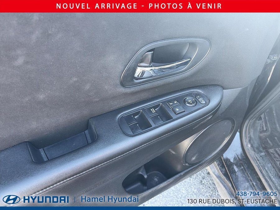 2018 Honda HR-V LX 2RM CVT Black