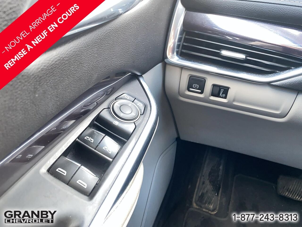 2021 Cadillac XT4 TI 4 portes de luxe | 27-0191A White Granby - photo #12