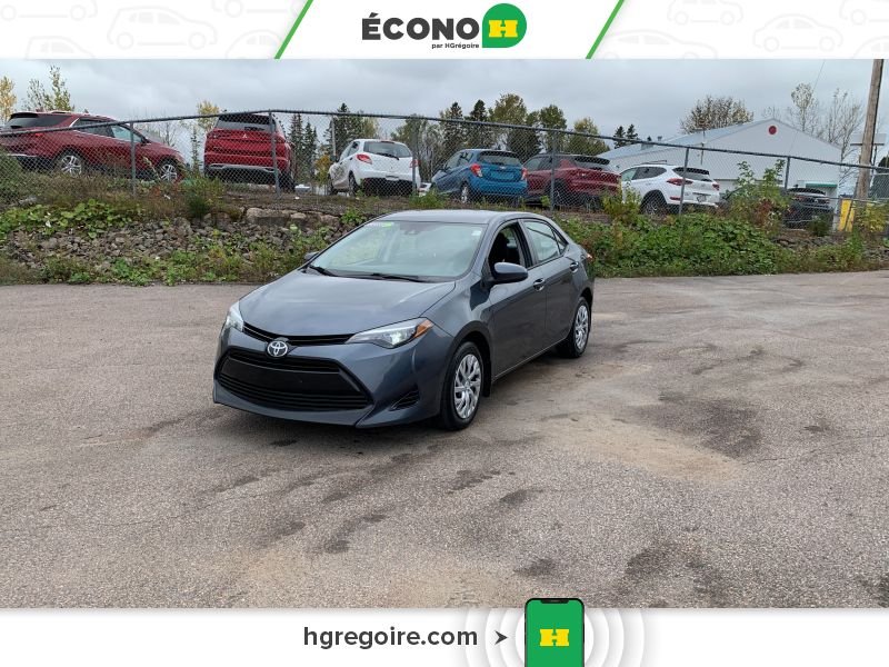 Toyota Corolla LE 2018 Gris