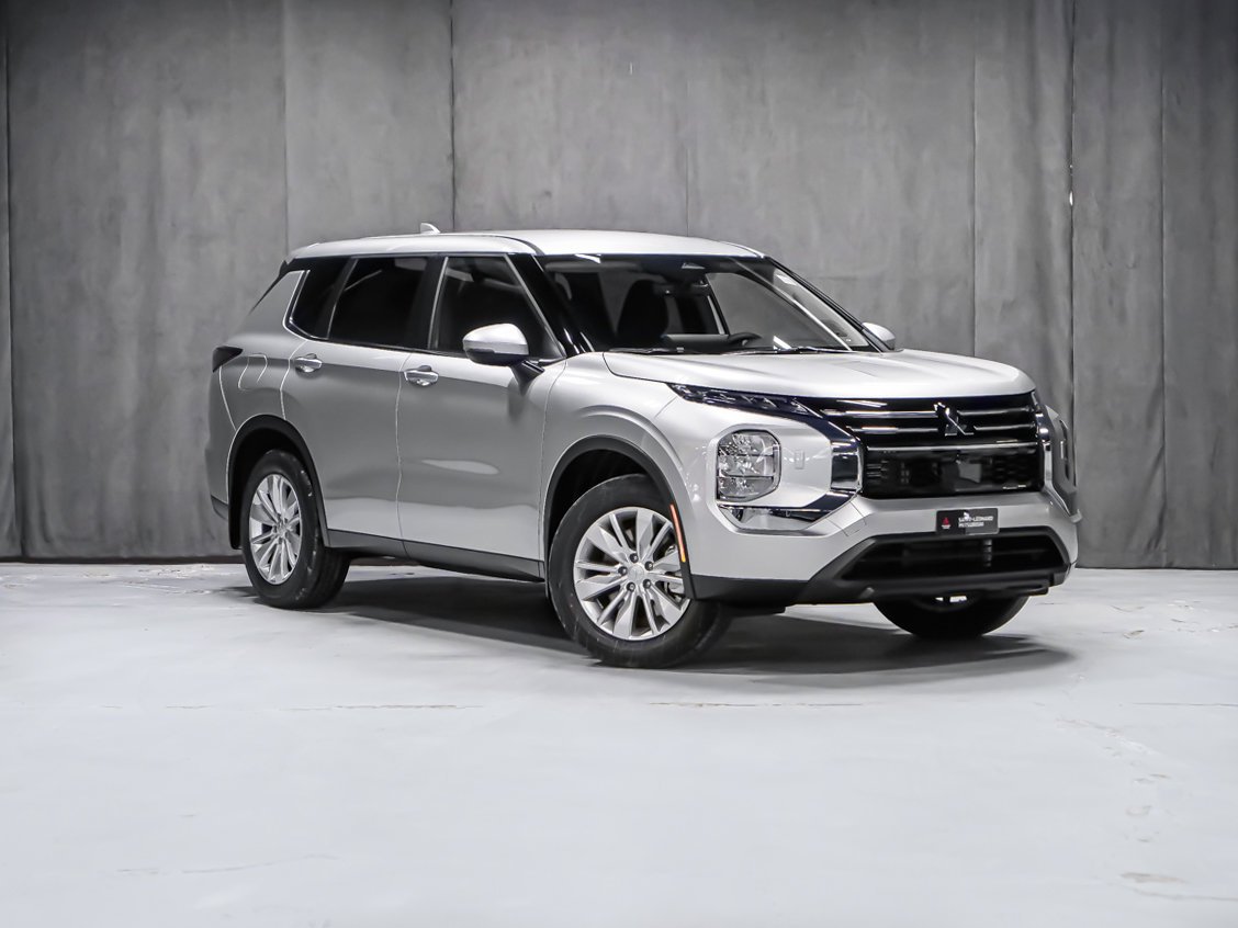 Mitsubishi Outlander ES 2026 Gris plomb Montréal - photo #1