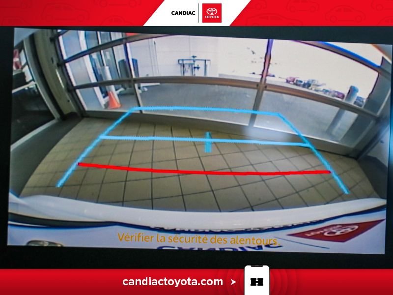 2025 Toyota Corolla White Blainville - photo #25