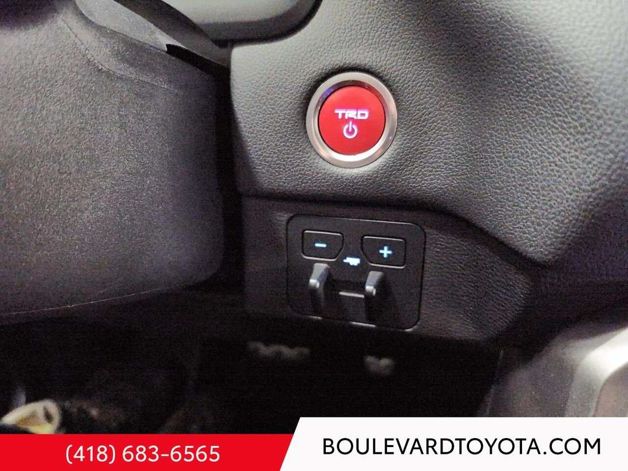 Toyota Tundra 99620A-112 | LIMITED HYBRIDE CREWMAX 4X4 2023 Vert Québec - photo #17