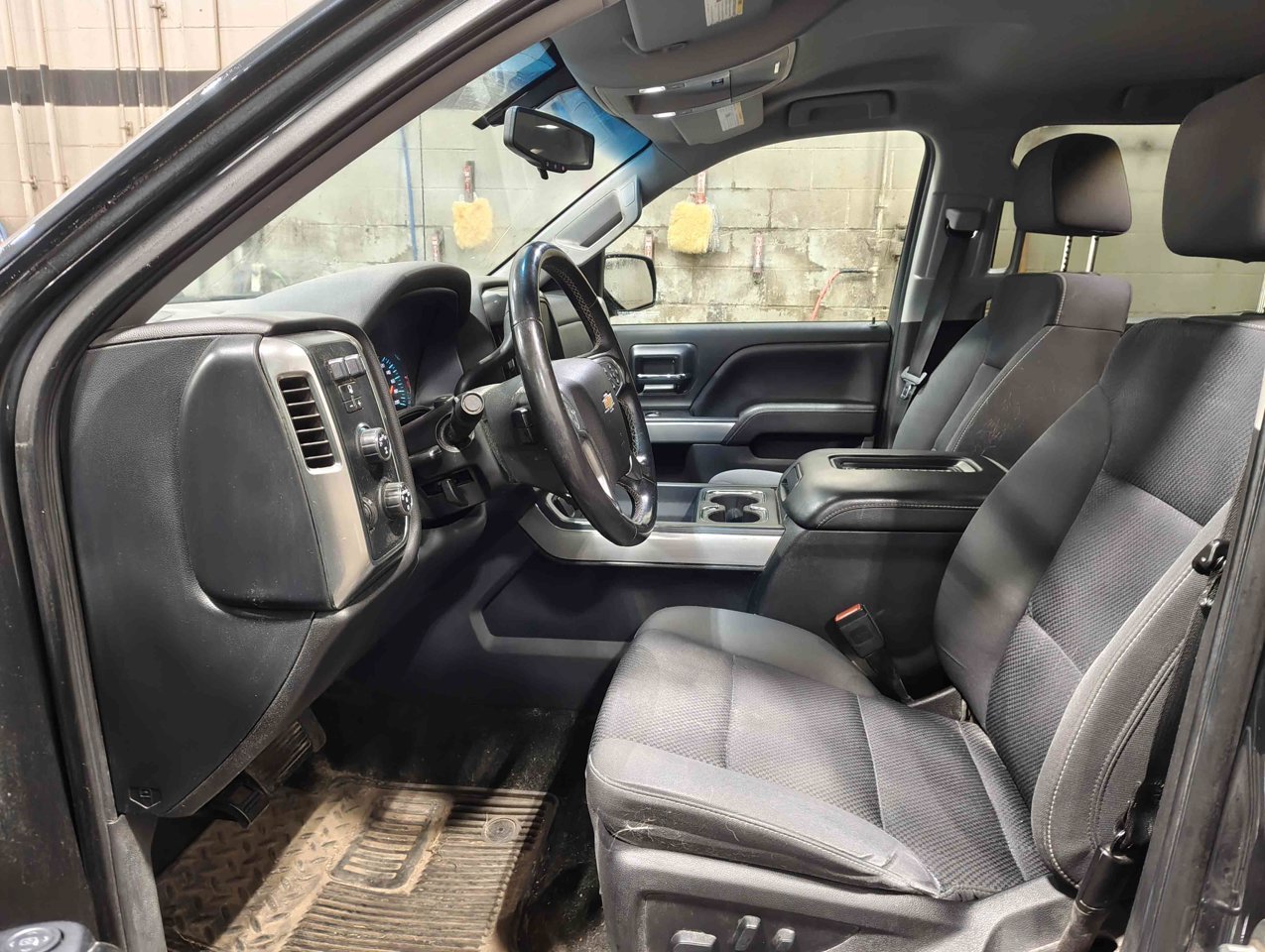 2018 Chevrolet Silverado 1500 4WD Crew Cab 143.5 LT w/2LT Grey Sherwood Park - photo #7