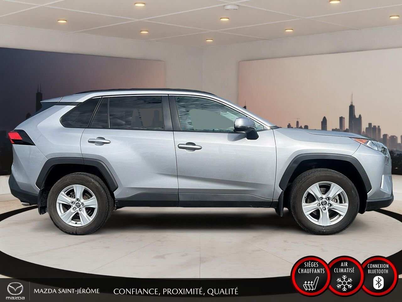 Toyota RAV4 XLE | TOIT OUVRANT | AWD | 2020 Argent Saint-Jérôme - photo #4