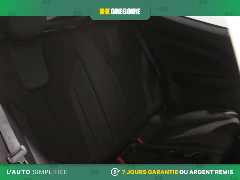 2019 Hyundai Veloster White Blainville - photo #28