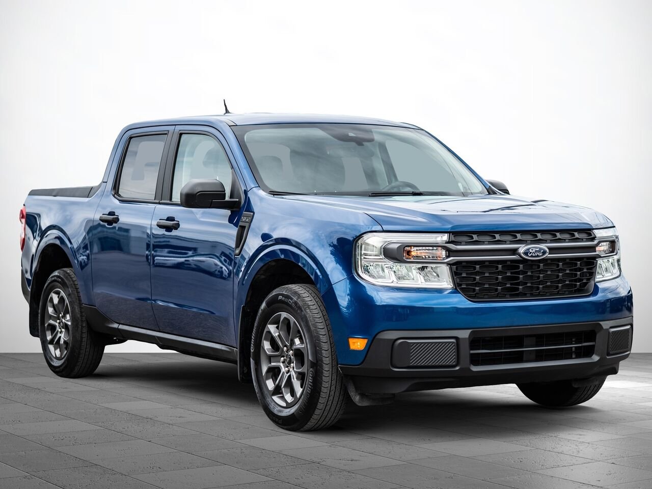 2023 Ford Maverick Blue Sainte-Julienne - photo #1
