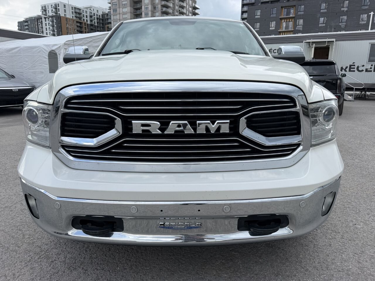Ram 1500 *DIESEL* LIMITED CREW CAB 2018 Blanc Laval - photo #8