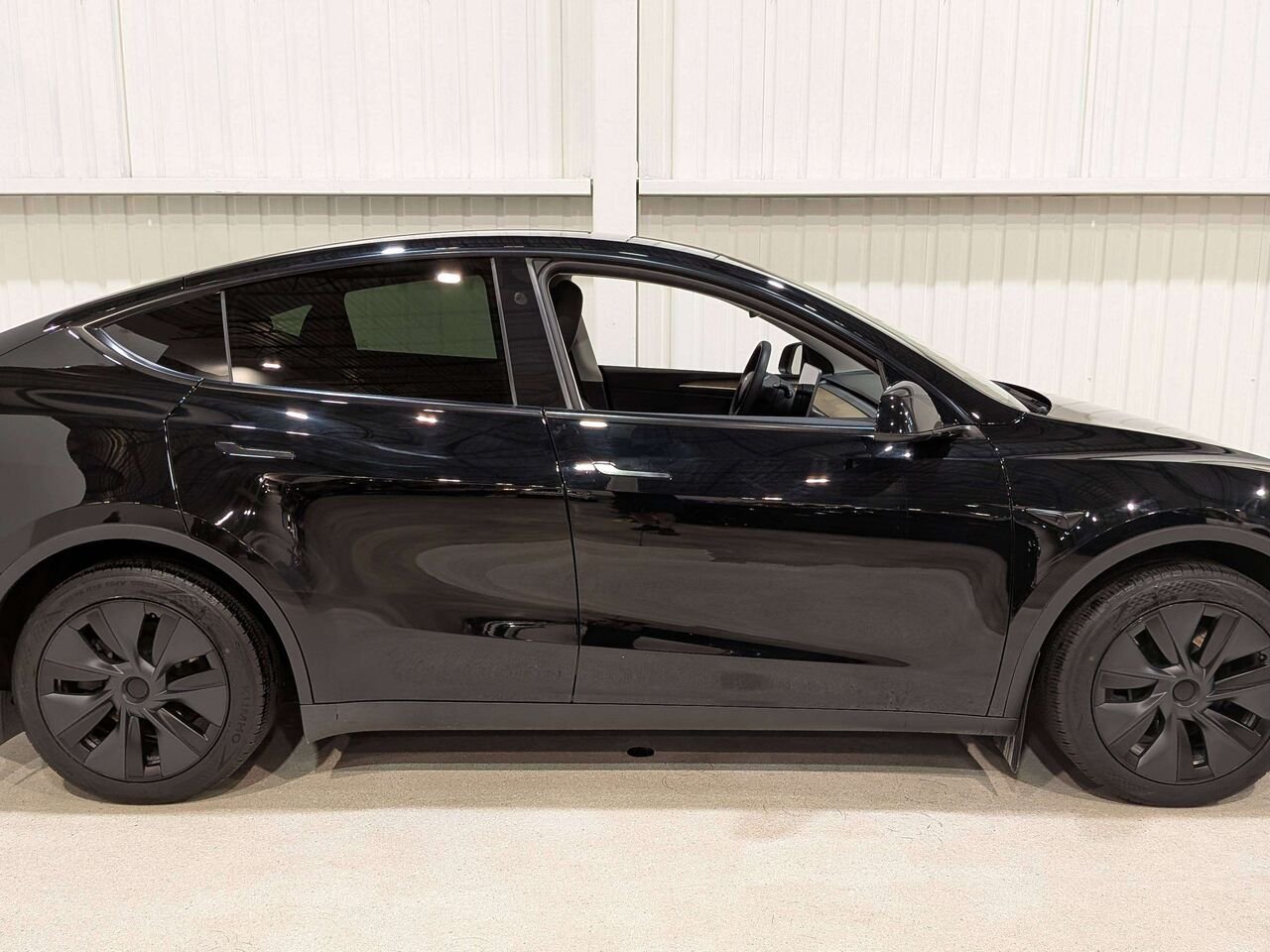 Tesla Model Y 2024 Noir Val-David - photo #7