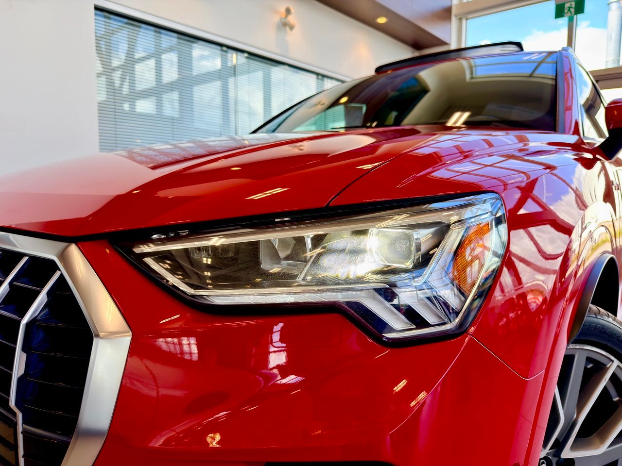 Audi Q3 2019 Rouge Notre-Dame-des-Prairies - photo #2