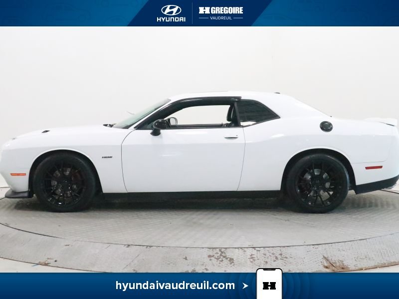 2016 Dodge Challenger White Laval - photo #5