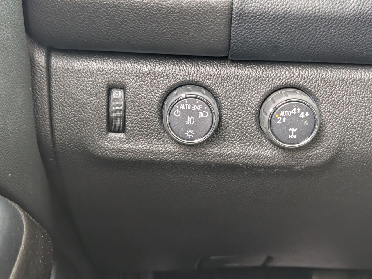 2018 GMC Canyon 1GTG6CEN7J1209170 Grey Sherbrooke - photo #12