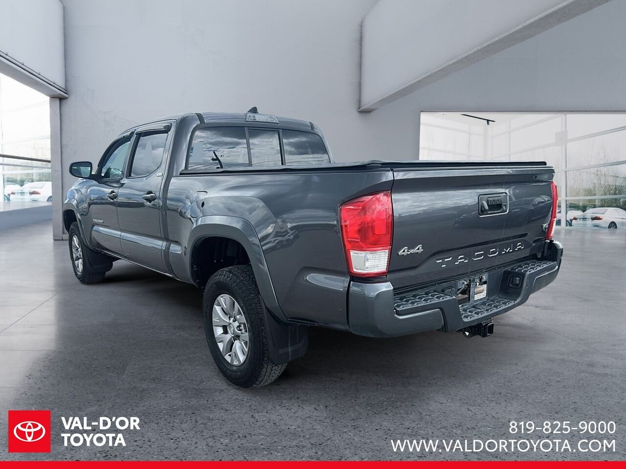 Toyota Tacoma SR5 Double Cab V6 4RM BA 2017 Gris magnétique métallisé Val-d'Or - photo #3
