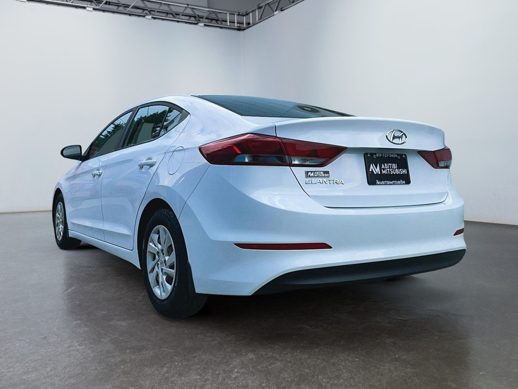 2017 Hyundai ELANTRA White Amos - photo #4