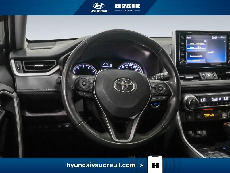 2020 Toyota Rav 4 Grey Blainville - photo #20