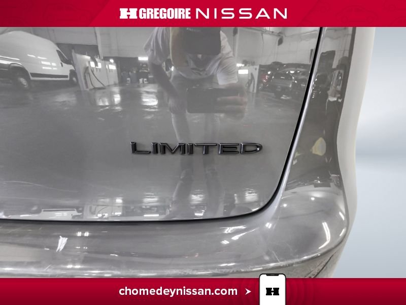2025 Chrysler Pacifica Grey Saint-Eustache - photo #40