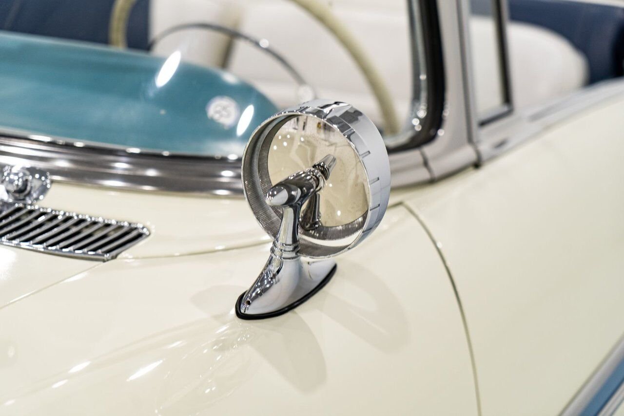 Pontiac Bonneville *PRICE IN USD* Fuel injected 347/315HP 1 of 630 produced 1957 Blanc Montréal - photo #39