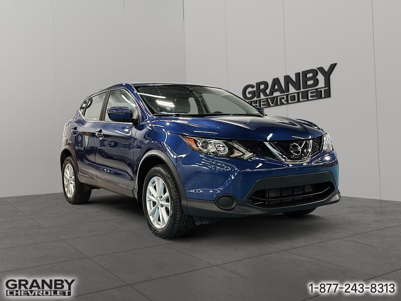 Nissan Qashqai S TA BM | 27-0058A 2018 Bleu Granby - photo #2