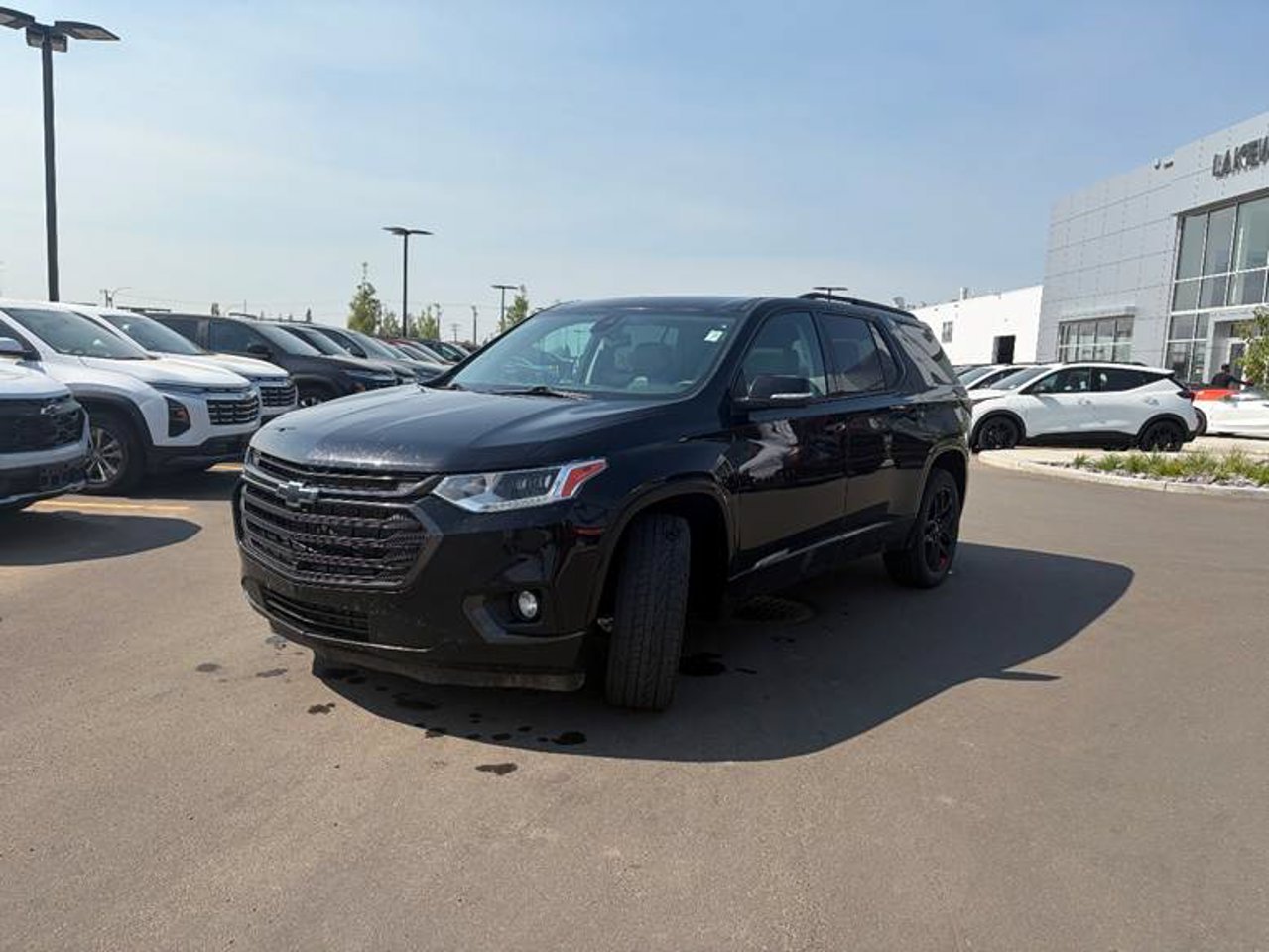 2021 Chevrolet Traverse AWD 4dr Premier Black Sherwood Park - photo #2