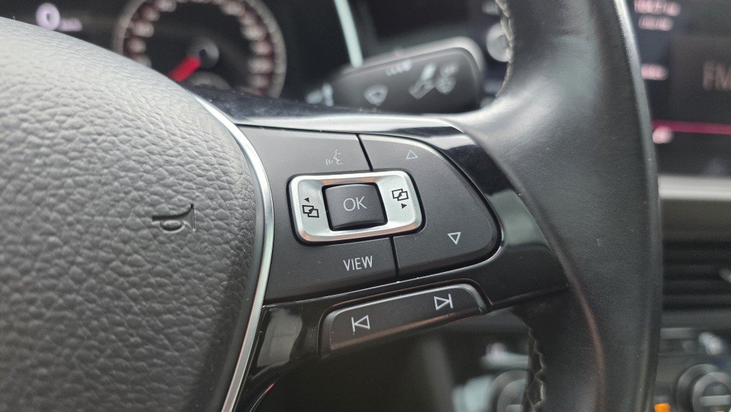 Volkswagen JETTA HIGHLINE 2019 Rouge Mont-Laurier - photo #21