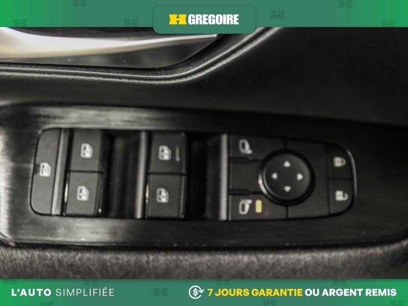 Nissan Kicks 823773 | SV DEM. A DISTANCE SIEGES CHAUFFANTS APPLE CARPLAY 2025 Jaune Laval - photo #27