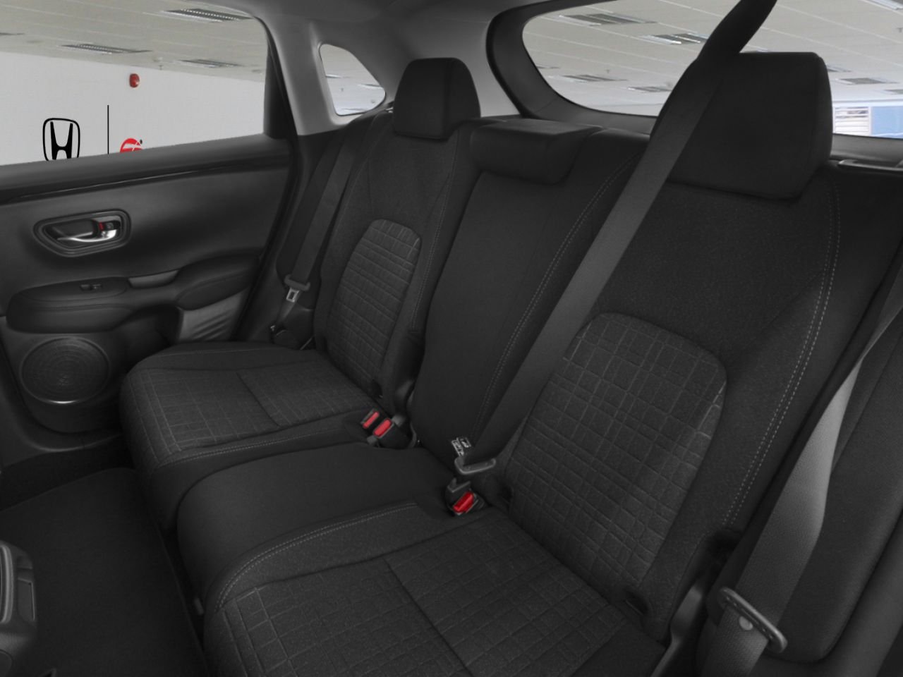 2027 HONDA HR-V Crystal Black Pearl Mississauga - photo #9