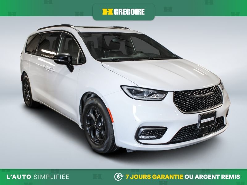 2025 Chrysler Pacifica White Laval - photo #0
