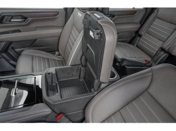 GMC Yukon XL Denali Ultimate
