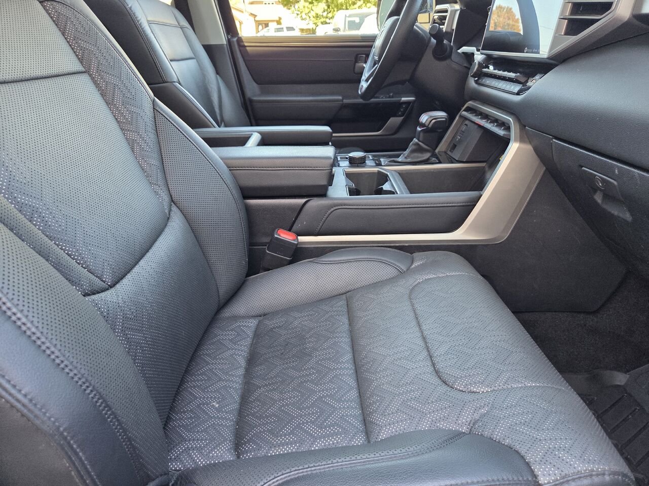 2023 Toyota TUNDRA LIMITED Black Mont-Laurier - photo #13