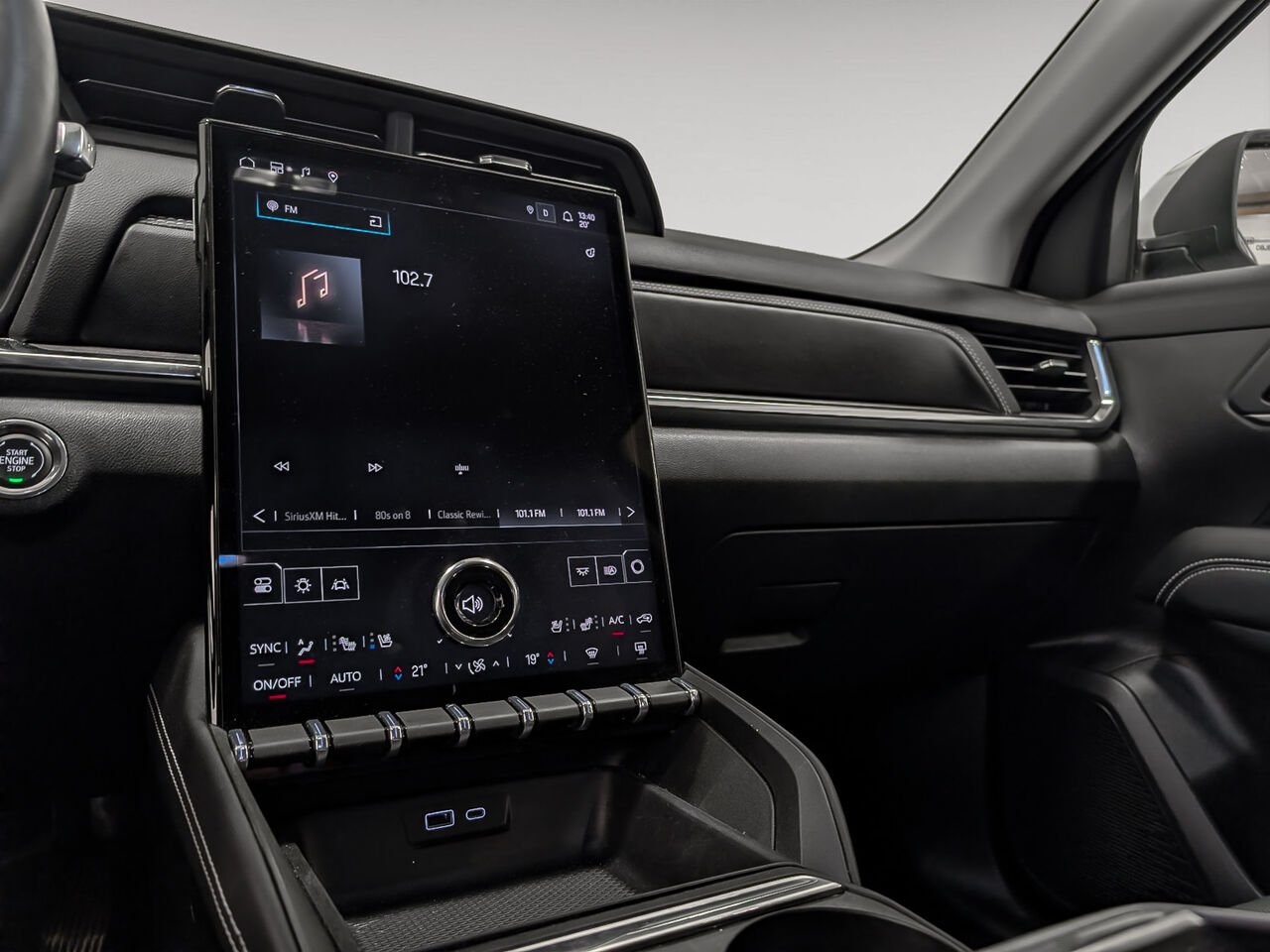 2026 GMC Terrain Denali AWD White Sherbrooke - photo #8