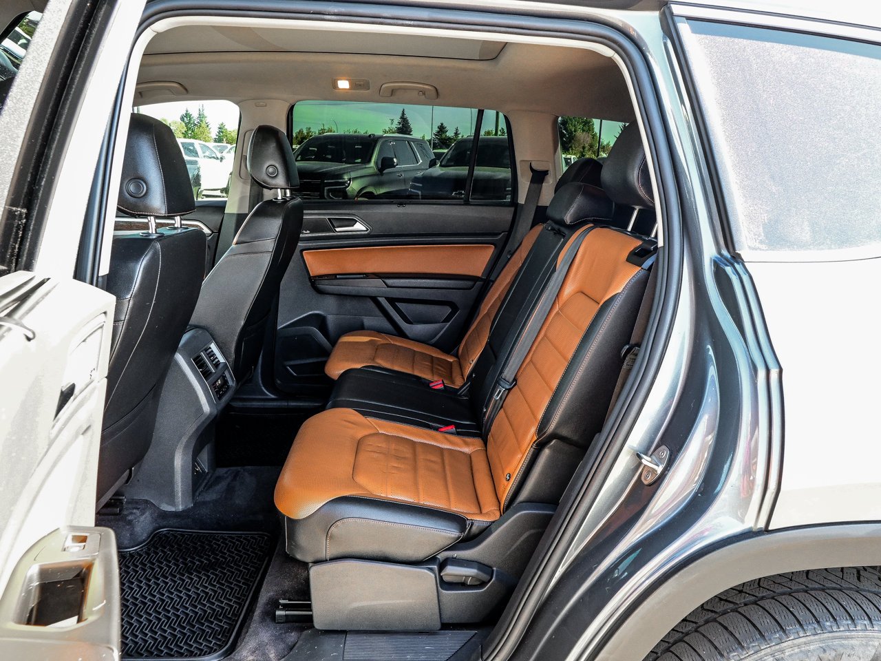 2018 Volkswagen Atlas Execline 3.6 FSI 4MOTION Grey Sherwood Park - photo #33