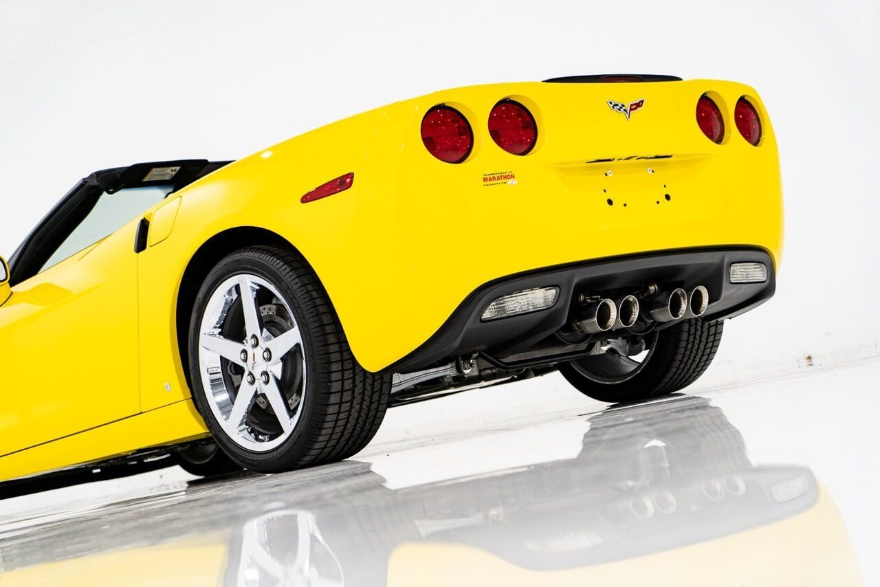 Chevrolet Corvette PRIX EN USD | With Only 900km (563mi) From New With Window Sticker 2008 Jaune Montréal - photo #81